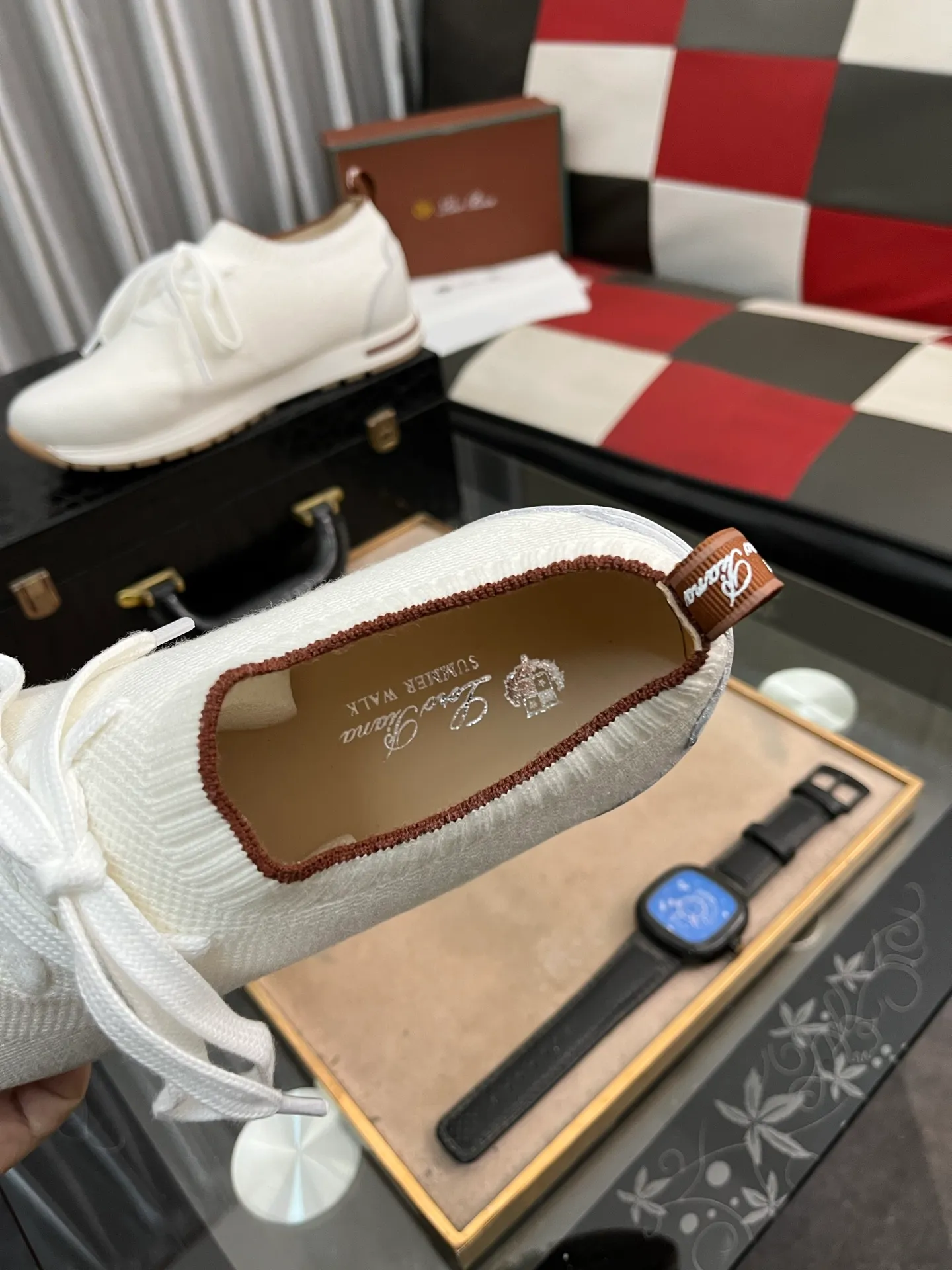 Men's shoes 💰420⌚️⌚️ (loro piana) new moccasin shoes official website original 1:1 mold opening, original quality 💯 fine workmanship, high-end luxury ☘ The upper is made of original waterproof treatment breathable fly-woven suede 🌴 luxury 🐂 leather lining 🍓 rubber wear-resistant outsole, size 38-44 (size 45 can be customized) 5️⃣ colors available